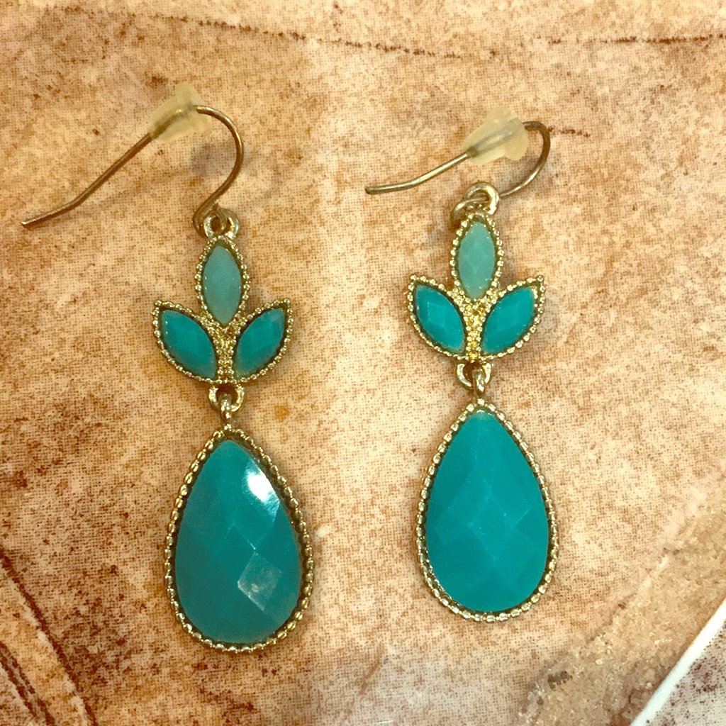 Seafoam Colored Earrings